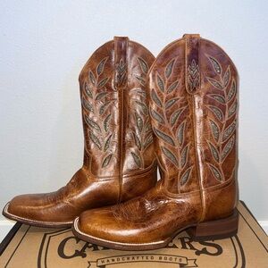 ✨ RARE Cavender’s Handcrafted Square Toe Cowgirl Boots • Discontinued ✨